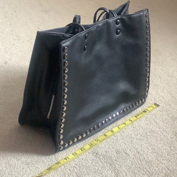Black purse - Picture 2 of 10